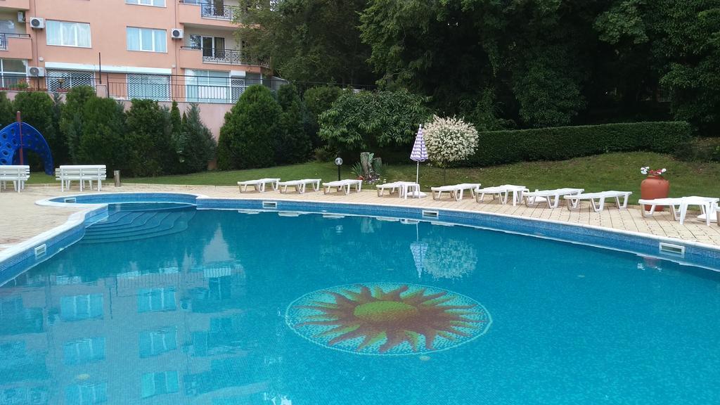 Luxury Sunrise Complex Apartment 골든샌드 외부 사진