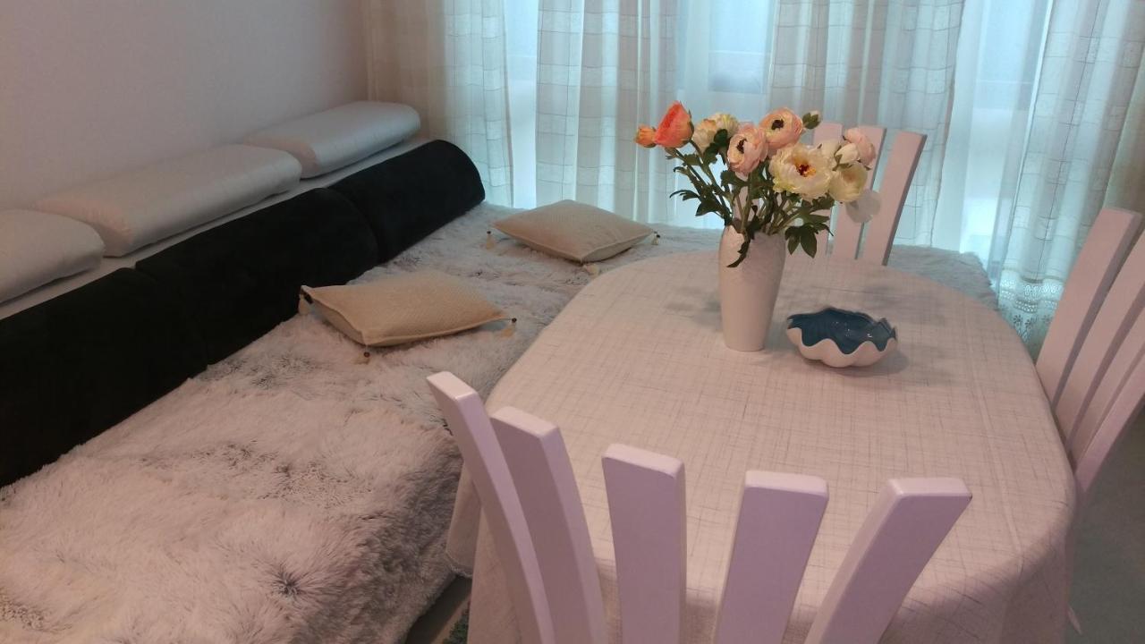 Luxury Sunrise Complex Apartment 골든샌드 외부 사진